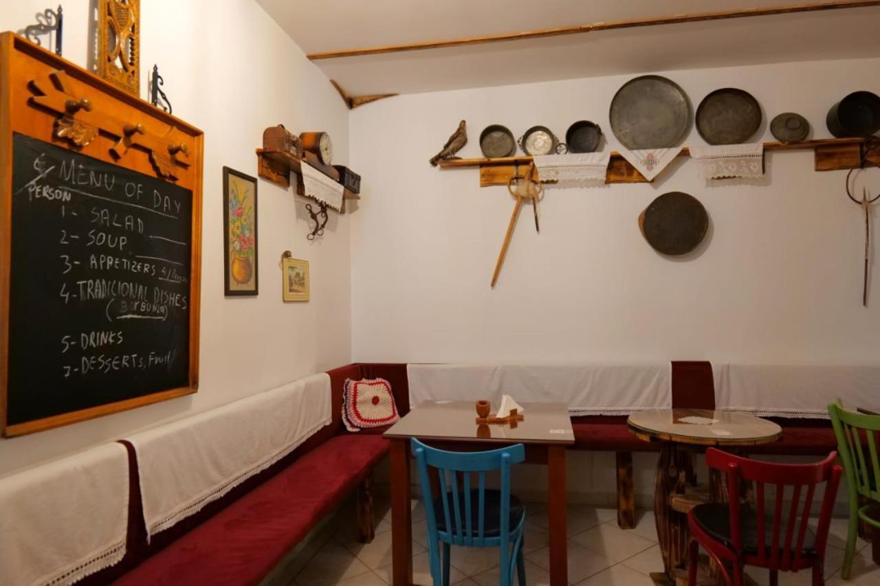 סרנדה Hotel Veli מראה חיצוני תמונה