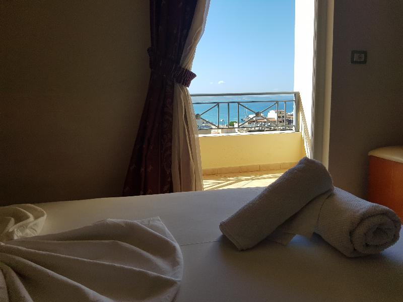 סרנדה Hotel Veli מראה חיצוני תמונה
