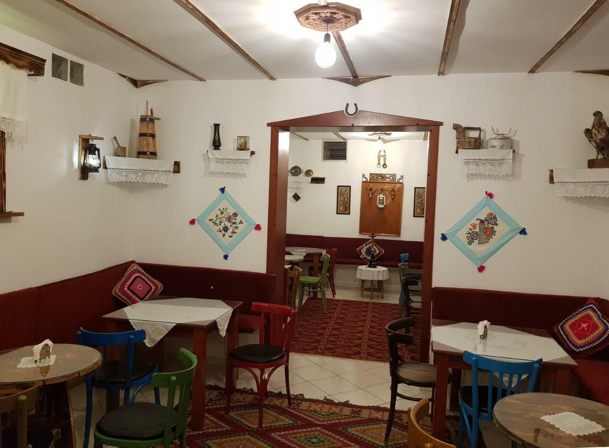 סרנדה Hotel Veli מראה חיצוני תמונה